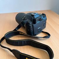 Nikon D5000 + obiettivi ed accessori