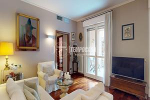 Trilocale con terrazzo loggiato in contesto signor