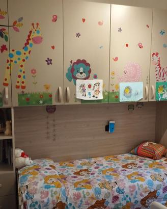 Armadio a ponte con letto singolo