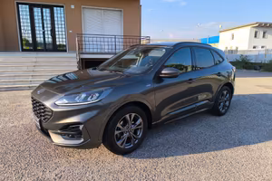 Ford Kuga 1.5 EcoBlue 120 CV aut. 2WD ST-Line Desi