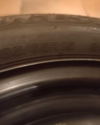 Pneumatico Bridgestone 185/65 R15 88H su cerchione
