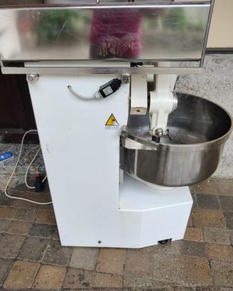 Impastatrice a Braccia Tuffanti Professionale