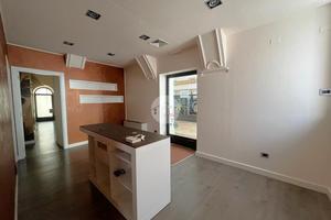 NEGOZIO A DESENZANO DEL GARDA