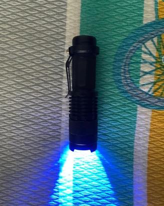 Mini torcia uv