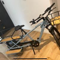 Bici CARGO Decathlon a pedalata assistita