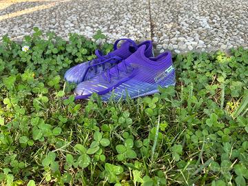 Belle scarpe da calcio praticamente nuove