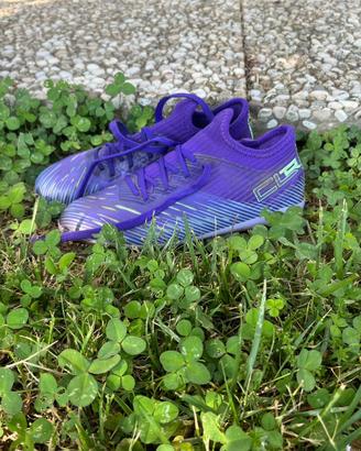 Belle scarpe da calcio praticamente nuove