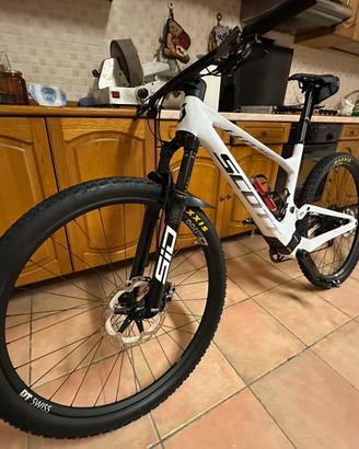Mountain bike Scott Spark RC Pro 2022 taglia L