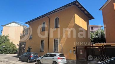Casa Indipendente Abbiategrasso [1553VRG]