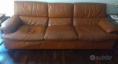 Divano anni ‘80 pelle marrone