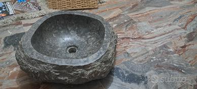 lavandino in pietra 