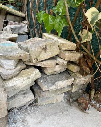 Mattoni di pietra naturale