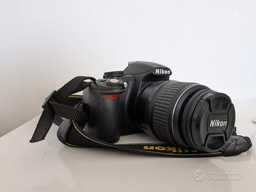 Nikon D3100 + Obiettivo Nikkor Af-s DX 18-55mm 