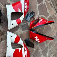 Carene Vetroresina Yamaha R1 anno 2000