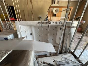 Vasca idromassagio nuova