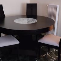 Elegante tavolo da soggiorno