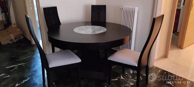 Elegante tavolo da soggiorno