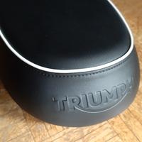 Sella Triumph Bonneville T100