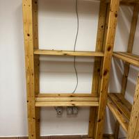 Scaffali in legno