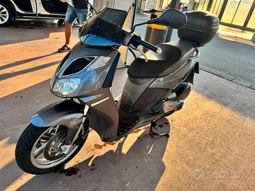 Aprilia sportcity