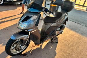 Aprilia sportcity