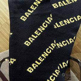 Sciarpa/Stola Lavorata a Maglia BALENCIAGA