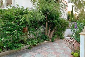 CASA SEMINDIPENDENTE A TAVIANO