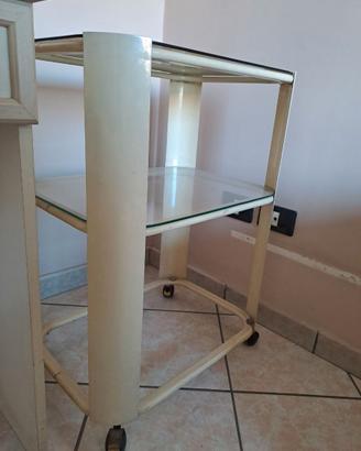 Mobiletto tv in vetro zona teverola