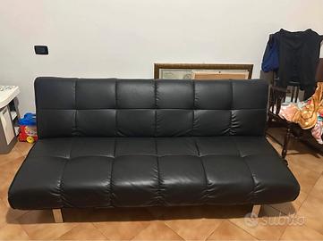 Divano in pelle nero