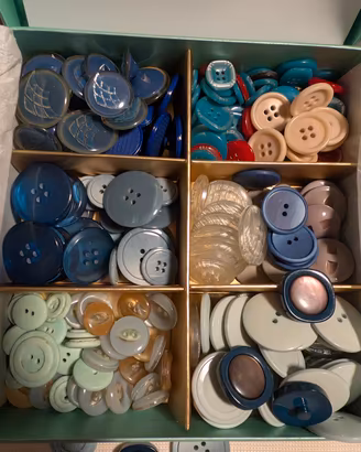 collezione di bottoni anni80 