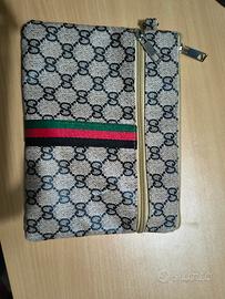 pochette