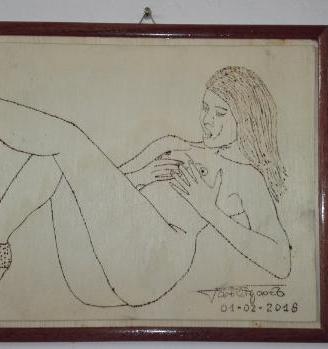 Quadro donna fatto com pirografo