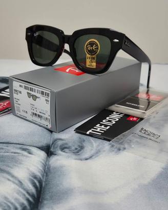 Occhiali da sole Ray-Ban State Street RB2186 NERI