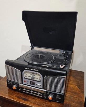Giradischi vintage con cd e radio