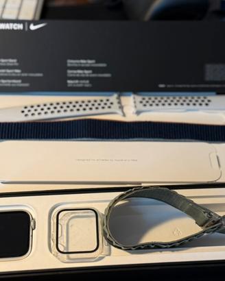 Apple Watch SE Nike 44 mm gps + Cellular LTE