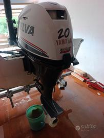 Selva Yamaha  whaoo 20 cv quattro tempi