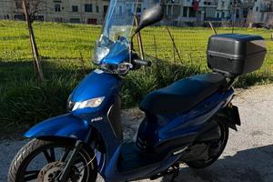 Peugeot tweet 125 rs