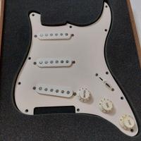 battipenna completo squier affinity stratocaster 