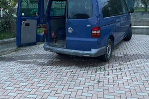 TRANSPORTER 6 POSTI vetrato 2004,