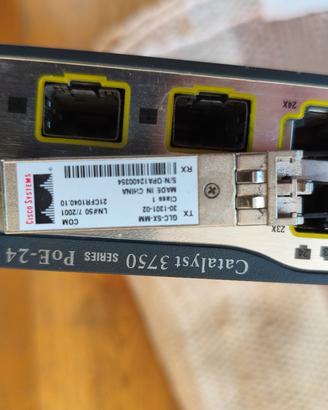 Switch Cisco 24 p. POE + modulino SFP