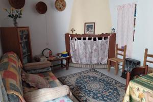 Casa Gesico arredata cortile70mq ristrutturata