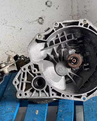 CAMBIO MANUALE COMPLETO OPEL Astra G Berlina 00008