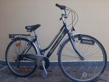 bicicletta  da donna 