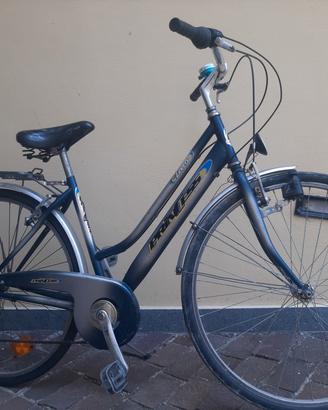 bicicletta  da donna 