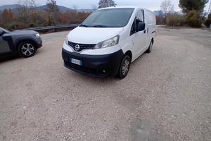 nissan nv 200 super accessoriato