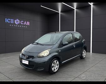 TOYOTA Aygo 1.0 12V VVT-i 5 porte Sol