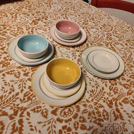 Piatti e tazze giocattolo per bimbi 