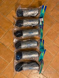 N 6 paia di parastinchi EFFEASPORT NUOVI