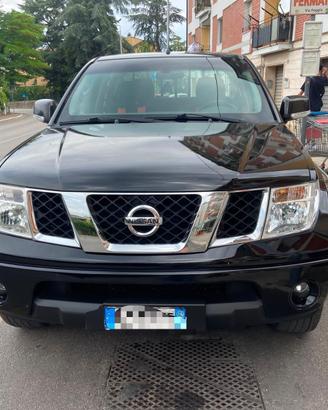 Nissan Navara 2.5 dCi Double Cab Sport 4x4 – 2010