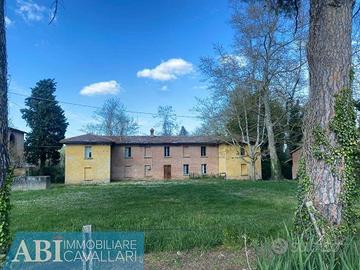 Rustico / Casale di 240 m² a Riolo Terme